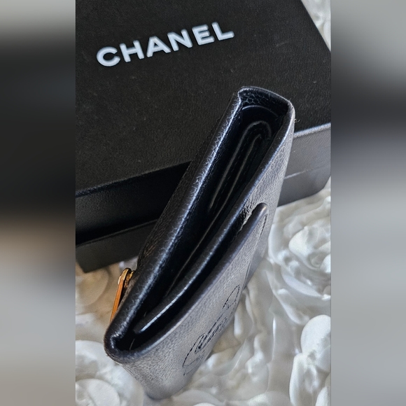 CHANEL Porte Bil Mon Caviar Leather Bifold Wallet - Picture 9 of 14